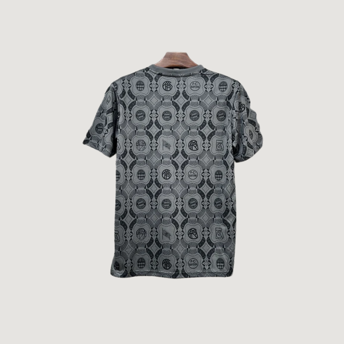 Bayern Munich – Maillot Pré-Match 2025/26 – Gris