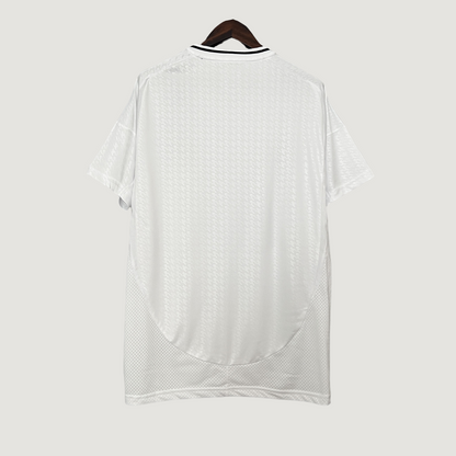 Real Madrid - Maillot Domicile 24/25 - Blanc / Noir ( Fan )