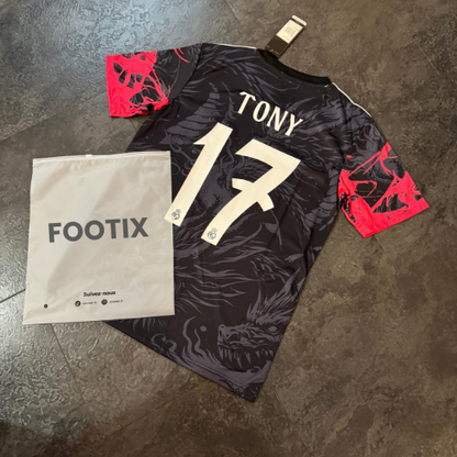 Real Madrid - Maillot concept - Dragons Noir, Rouge