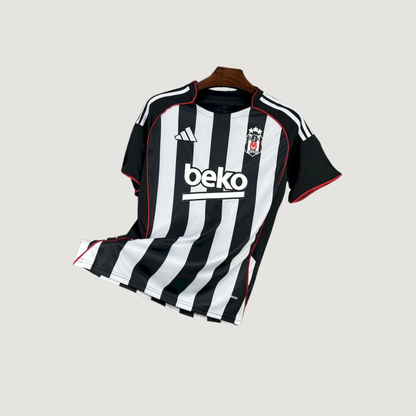 Beşiktaş – Maillot Domicile 2025/26 – Noir, Blanc