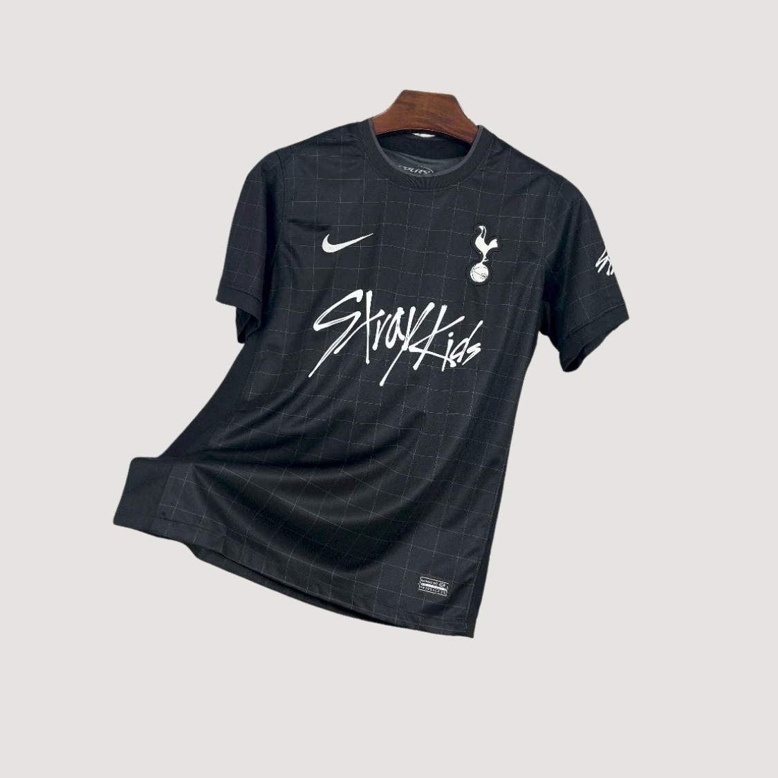 Tottenham – Maillot Concept 2025/26 – Noir