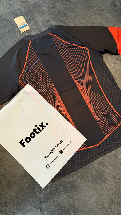 FC Barcelone – Maillot Concept 2025/2026 – Noir, Orange