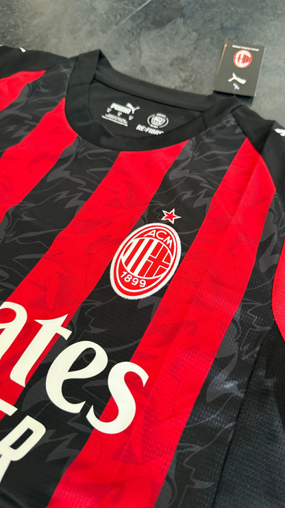 AC Milan – Maillot Domicile 2025/26 – Rouge & Noir