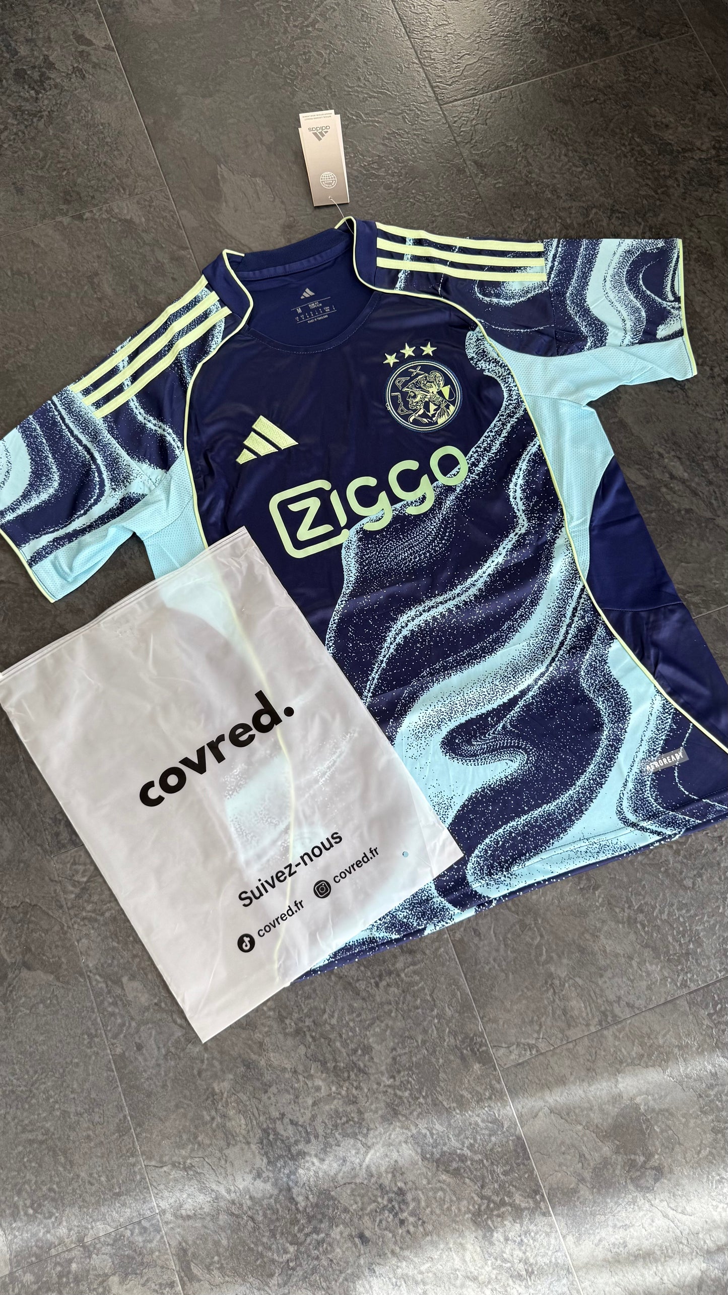 Ajax Amsterdam – Maillot Extérieur 2025/26 – Bleu