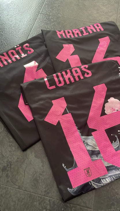 Japon - Concept - Rose, Noir 2 ( Fan )