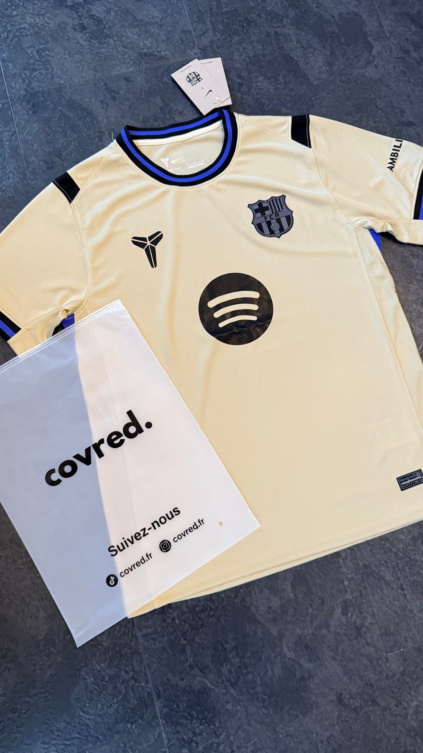 FC Barcelone - Maillot Extérieur 25/26 Kobe Tribute – Crème