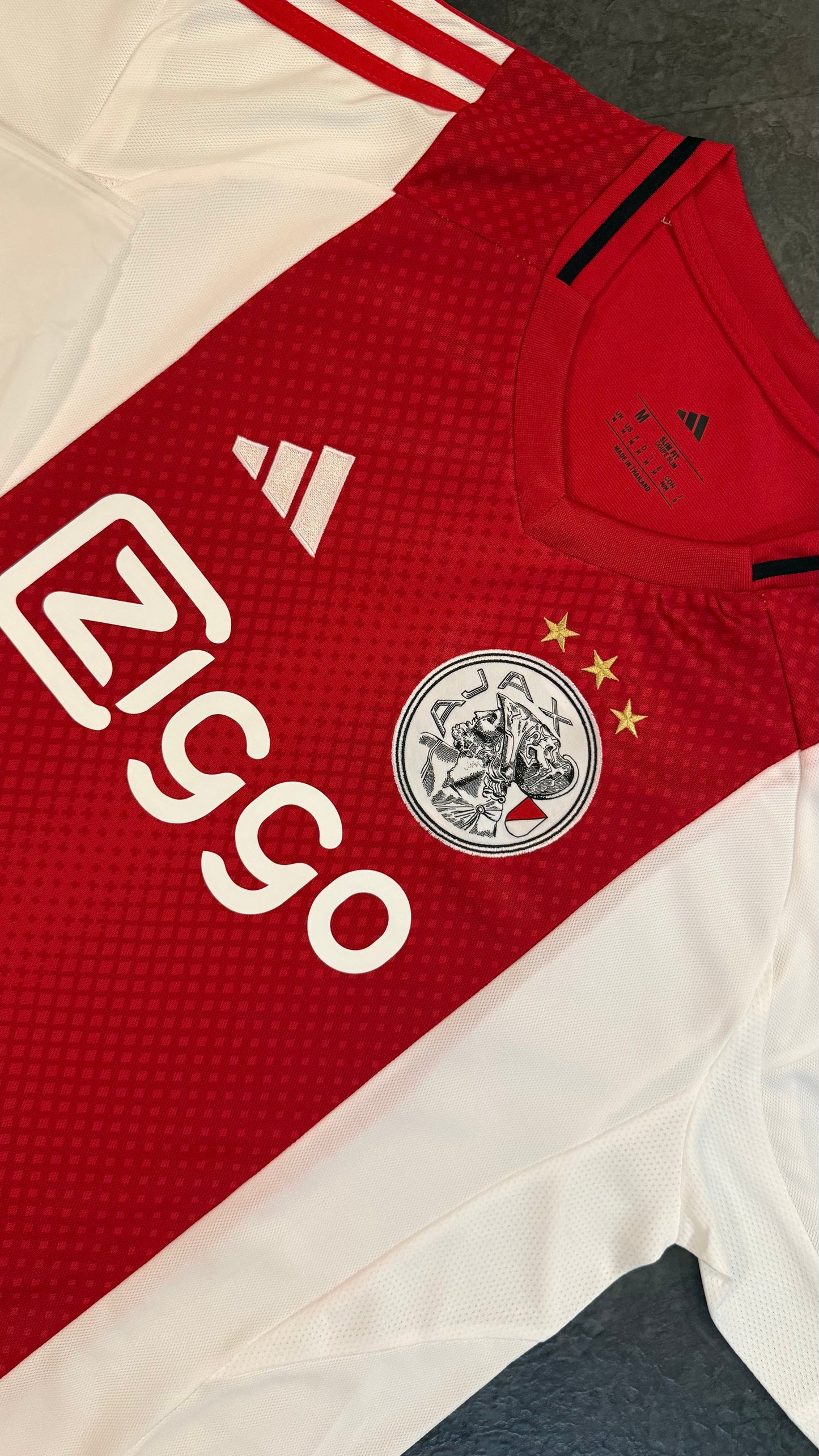 Ajax Amsterdam – Maillot Domicile 2025/26 – Rouge, Blanc