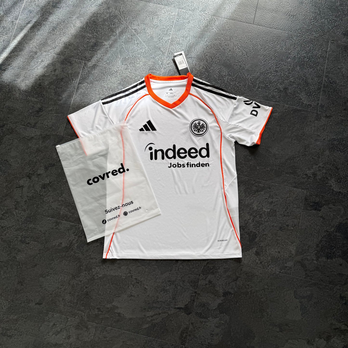 Eintracht Frankfurt – Maillot Extérieur 2025/26 – Blanc, Orange