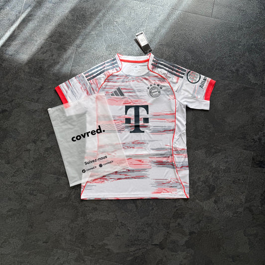Bayern Munich – Maillot Extérieur 2025/2026 – Blanc, Rouge