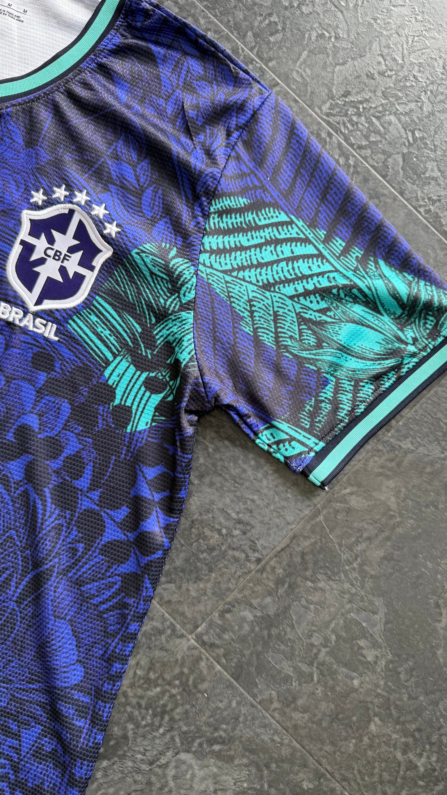 Brésil – Maillot Concept 2026 – Bleu, Tropicale