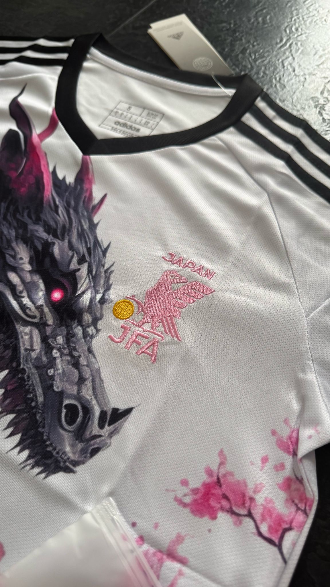 Japon – Maillot Concept – Blanc Noir Rose